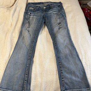 Women’s Vanity Distressed Jeans
